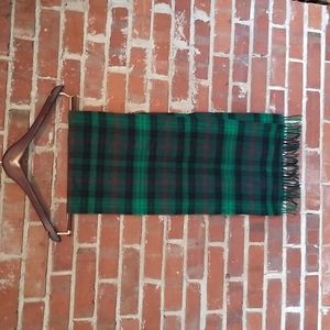 - James Pringle Weavers Lambswool scarf